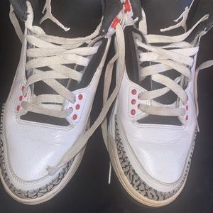 Jordan 3 Retro SE Fire Red + Denim